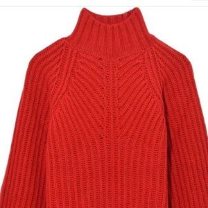 STINE GOYA ‘Nicholas’ Red Funnel Neck Balloon Sleeve Sweater in Medium